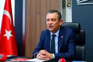 Anketlerde CHP Önde! 4 Puanlık Farkla Birinci Parti